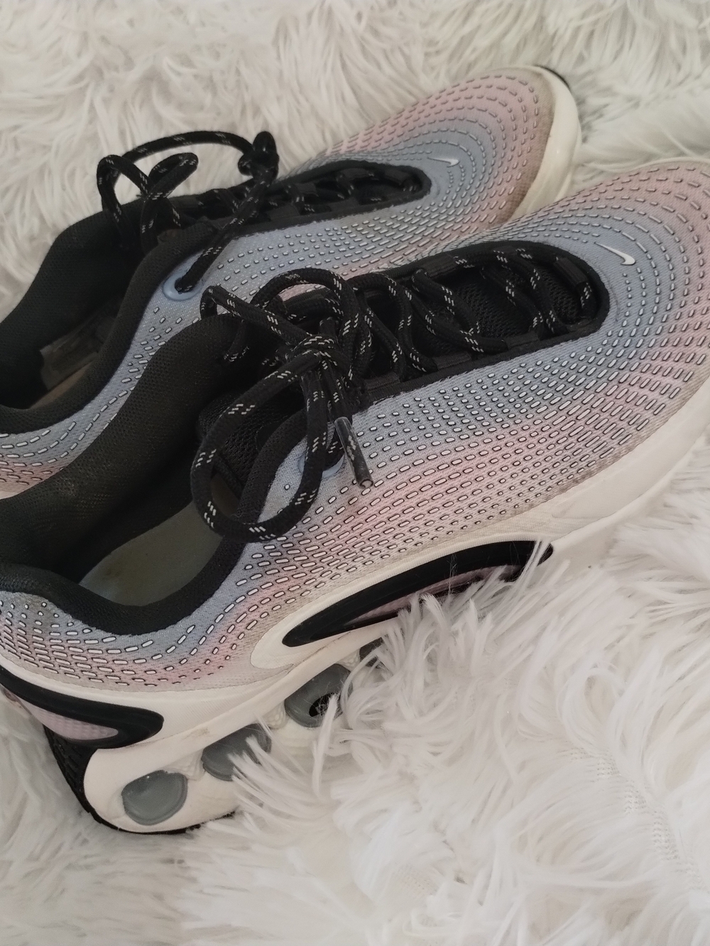 Nike Women's Gradient Mesh Running Sneakers - Pink/Blue